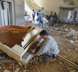 Όταν δεν μπορείς να πεις πολλά