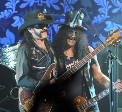 Από τον Lemmy στο αύριο 