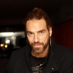 Πιο ανθρώπινος απ' ό,τι θα ευχόταν να είναι