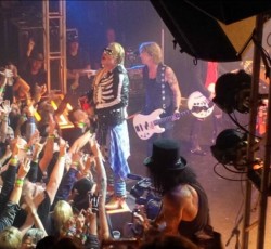 Οι Guns επέστρεψαν... 