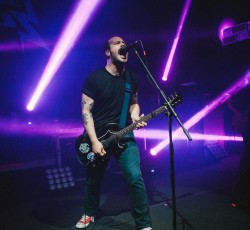 Χορεύοντας με τους λύκους