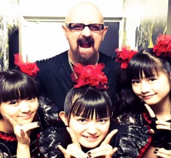 Το κρασάκι των Babymetal... 
