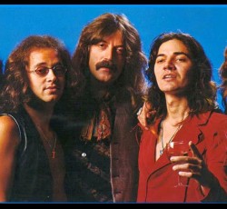 Διαμάντια μέσα στις λάσπες 