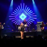 Τελικά στηρίζουμε καλλιτέχνες ή σκηνές;