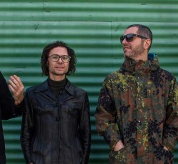 Εσείς πιστεύετε σε Σωτήρες; 