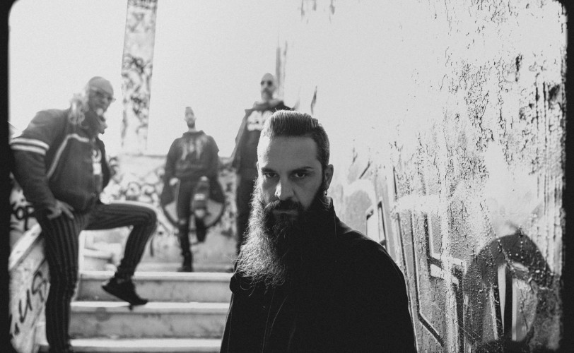 Eldingar, Zakula, Okwaho